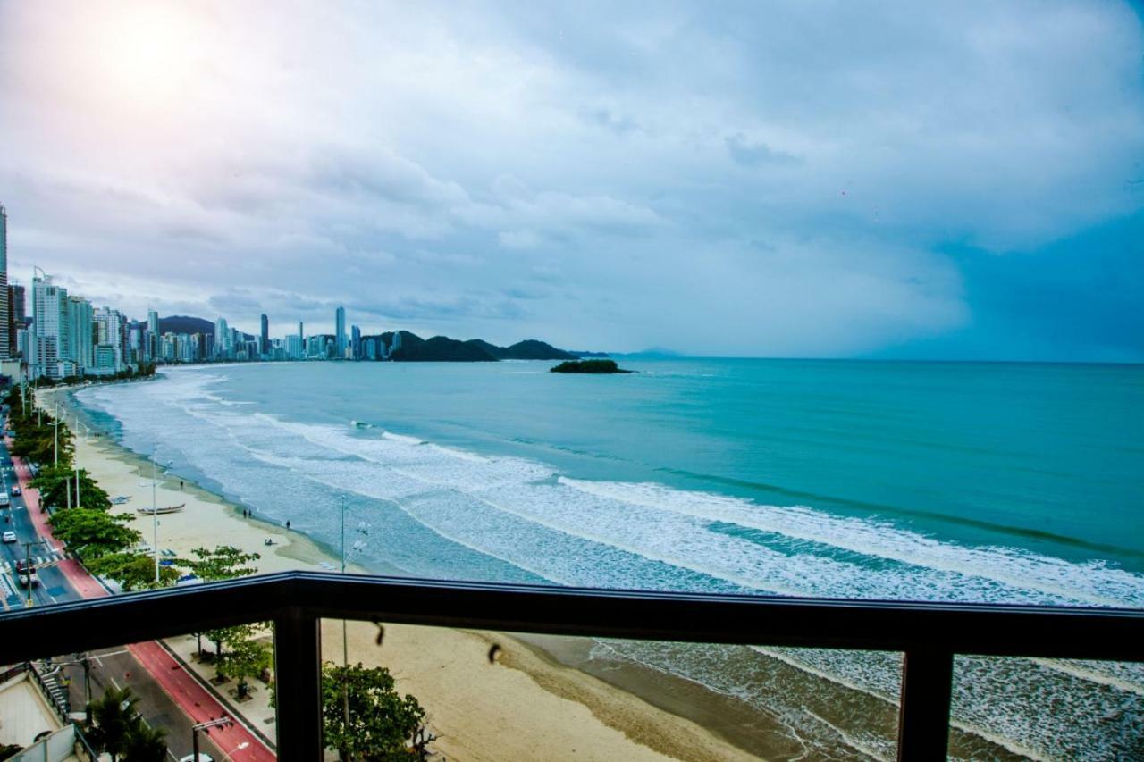 Apto Frente Mar Bal Camboriu Pe Na Areia Fantastica E Encantadora Vista Mar Balneario Camboriu Luaran gambar